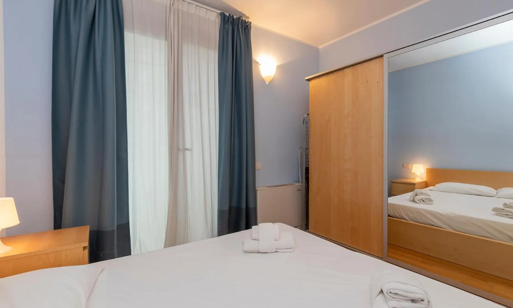 Xenia Apartments - Spacious Three-Room Apartment 10 Min From Linate Milan